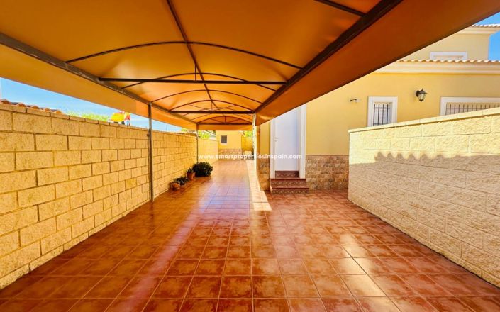 Image No.38-3 Bed Villa for sale