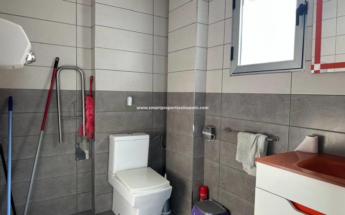 Image No.8-Commercial de 1 chambre à vendre à La Marina