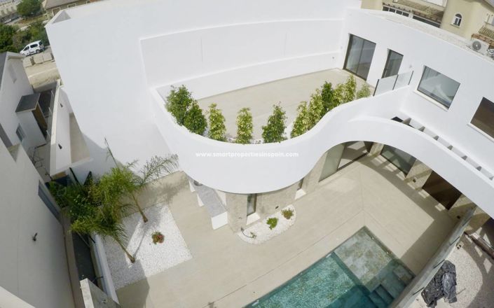 Image No.21-3 Bed Villa for sale