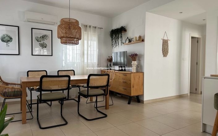 Image No.2-3 Bed Villa for sale