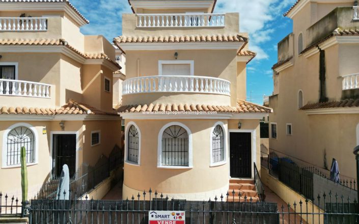 Image No.1-3 Bed Villa for sale