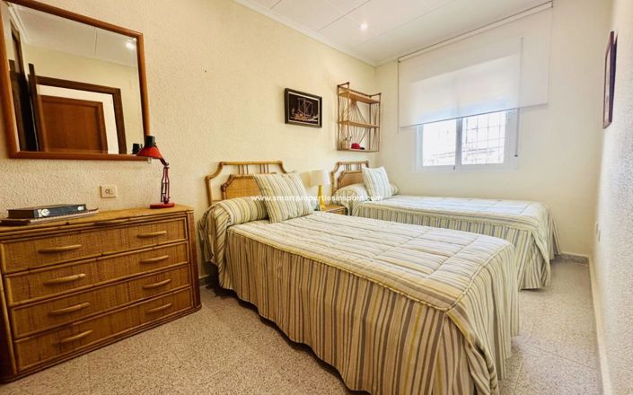 Image No.13-3 Bed Townhouse for sale