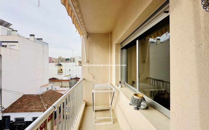 Image No.21-3 Bed Apartment for sale