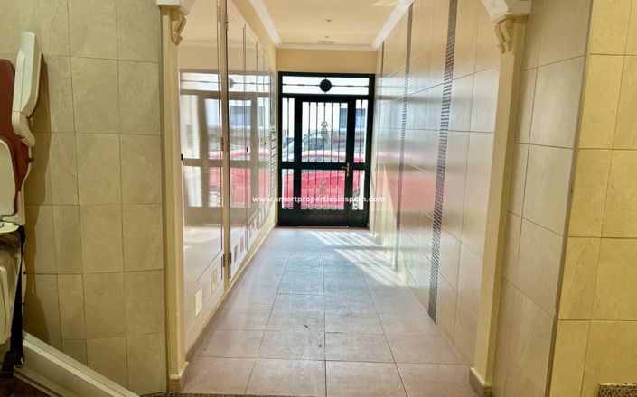 Image No.23-3 Bed Apartment for sale