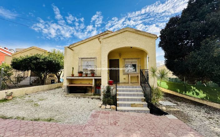 Image No.1-2 Bed Villa for sale