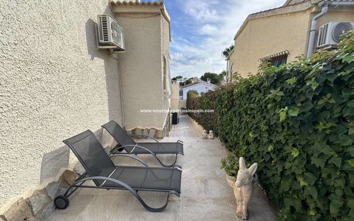 Image No.20-2 Bed Villa for sale