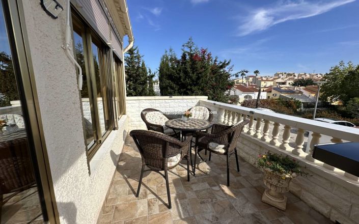 Image No.26-2 Bed Villa for sale