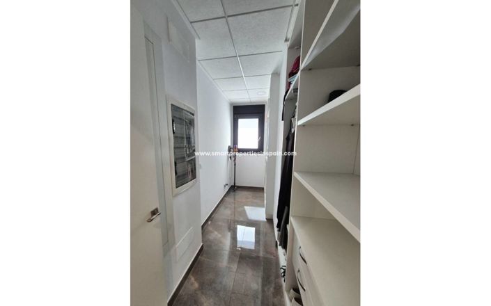 Image No.8-7 Bed Villa for sale