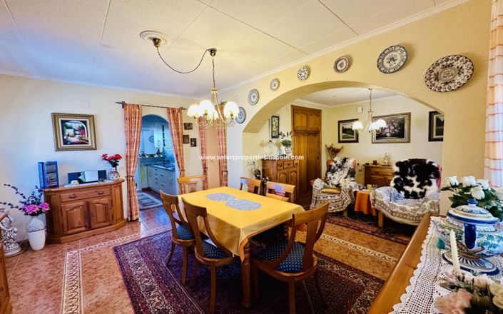 Image No.5-2 Bed Villa for sale