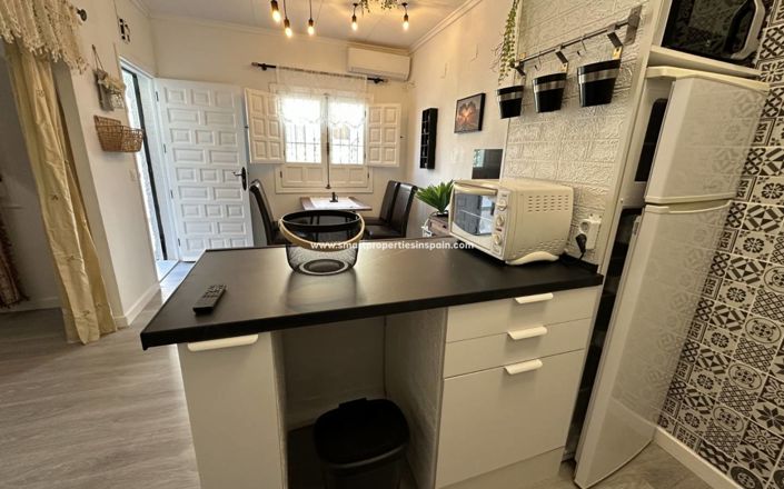 Image No.11-2 Bed Townhouse for sale