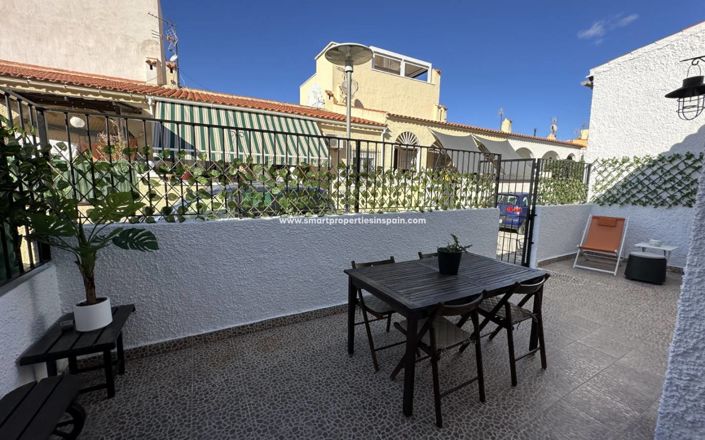 Image No.22-2 Bed Townhouse for sale