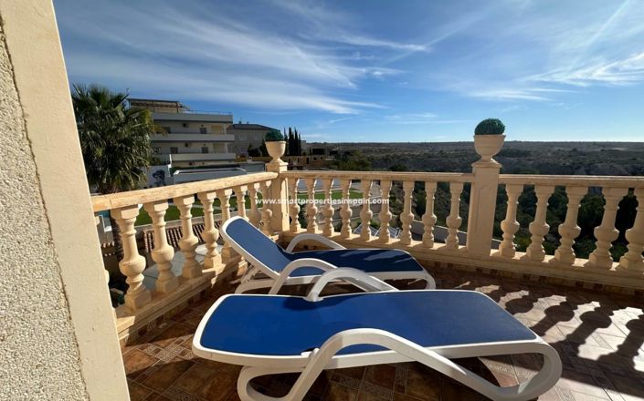 Image No.13-8 Bed Villa for sale