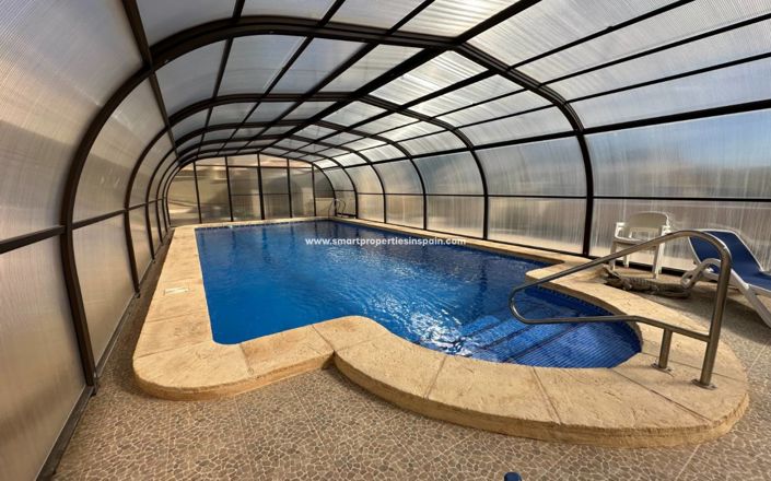 Image No.2-8 Bed Villa for sale