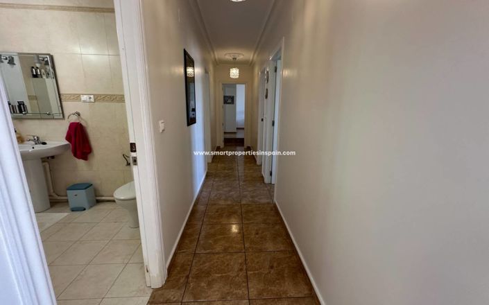 Image No.24-8 Bed Villa for sale