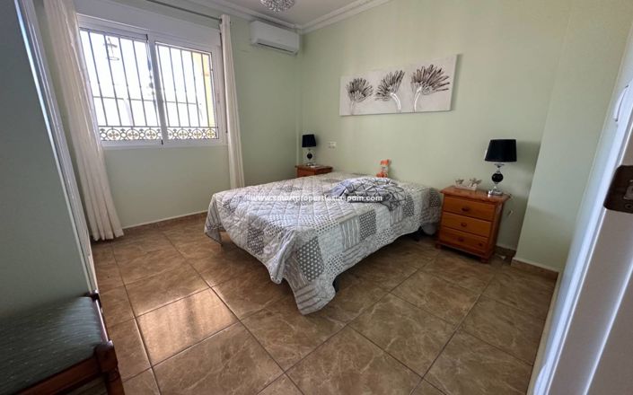 Image No.26-8 Bed Villa for sale