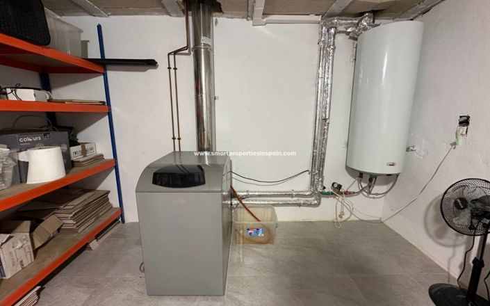 Image No.30-8 Bed Villa for sale