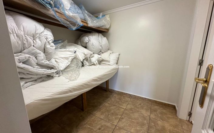 Image No.32-8 Bed Villa for sale