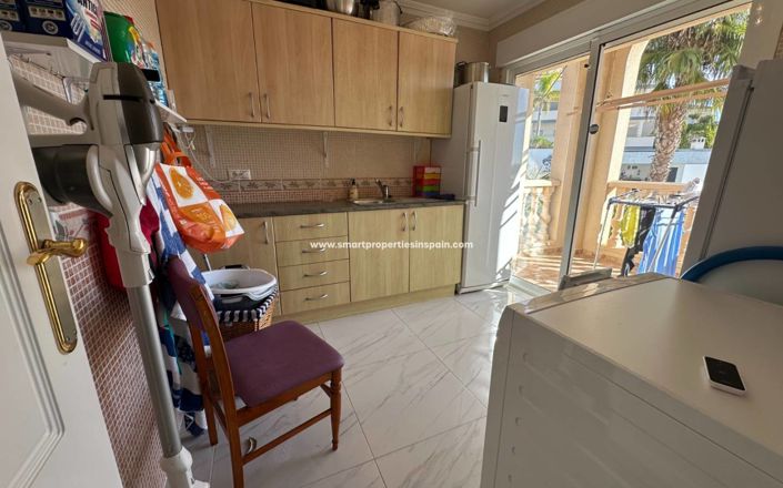 Image No.9-8 Bed Villa for sale