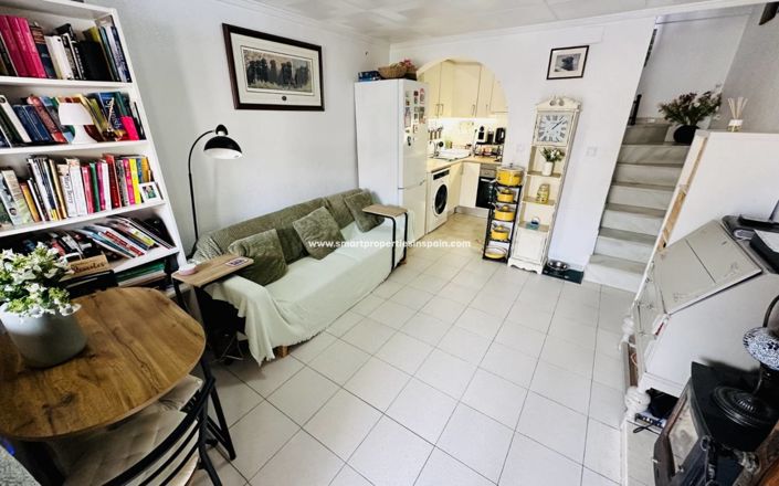 Image No.2-1 Bed Townhouse for sale