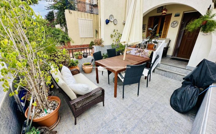 Image No.20-1 Bed Townhouse for sale