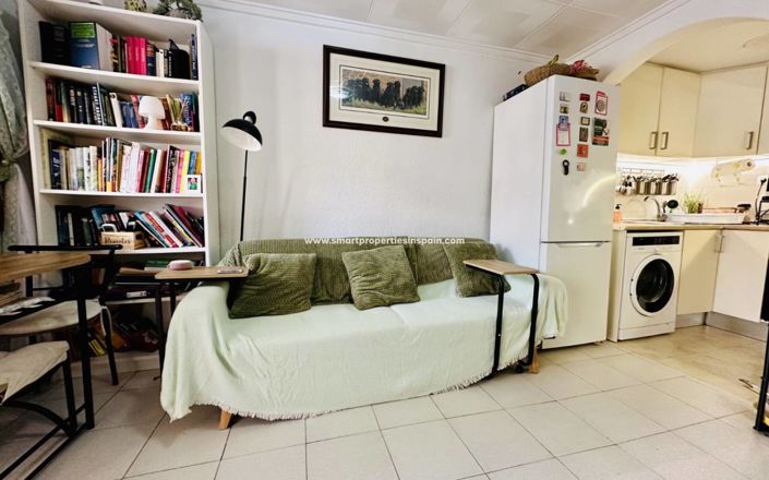 Image No.4-1 Bed Townhouse for sale