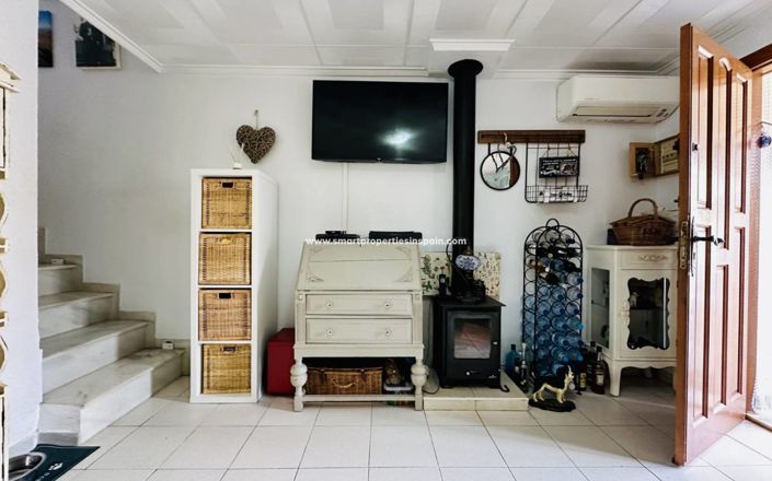 Image No.5-1 Bed Townhouse for sale