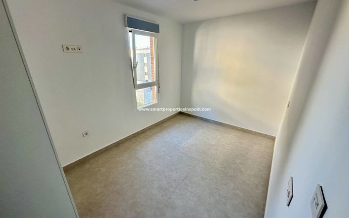 Image No.12-3 Bed Apartment for sale