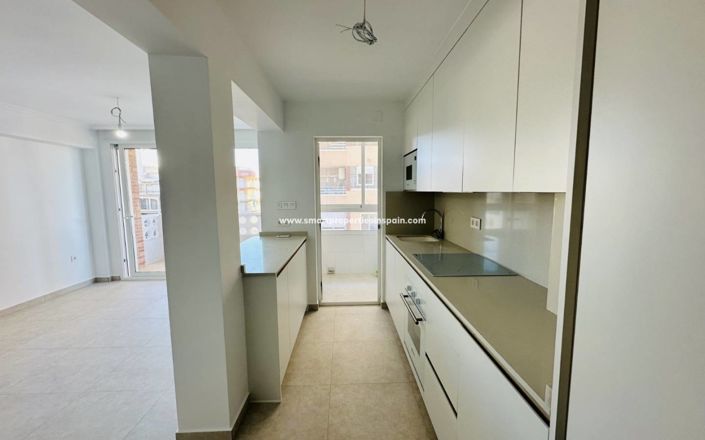 Image No.8-3 Bed Apartment for sale