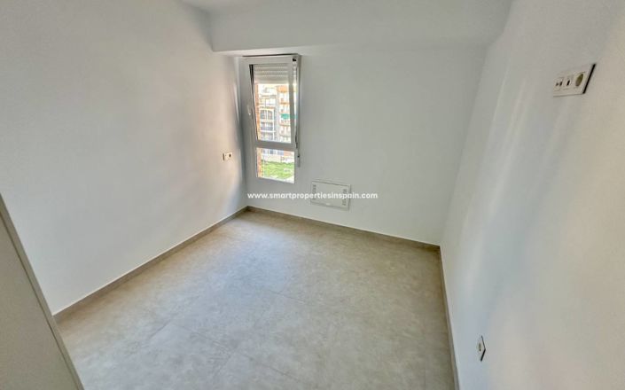 Image No.9-3 Bed Apartment for sale