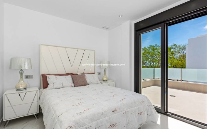 Image No.24-3 Bed Villa for sale