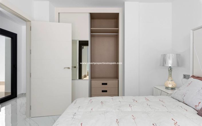 Image No.27-3 Bed Villa for sale