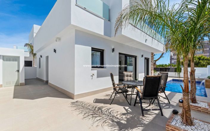 Image No.31-3 Bed Villa for sale