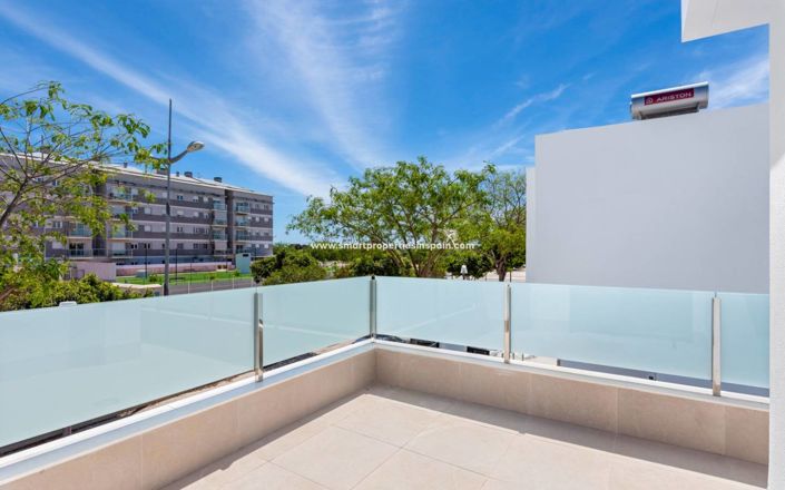 Image No.25-3 Bed Villa for sale