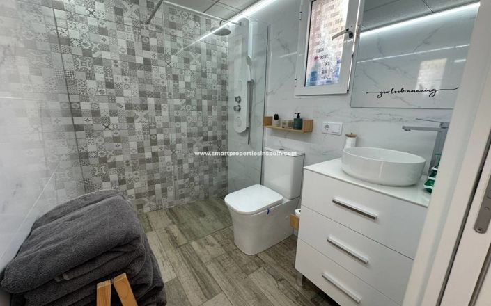 Image No.17-3 Bed Villa for sale