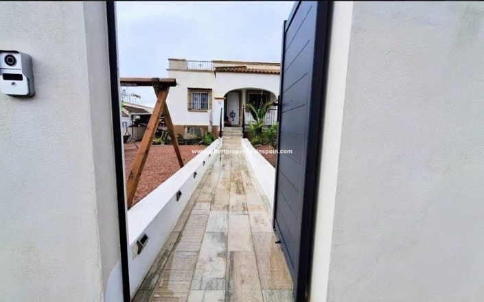 Image No.30-3 Bed Villa for sale