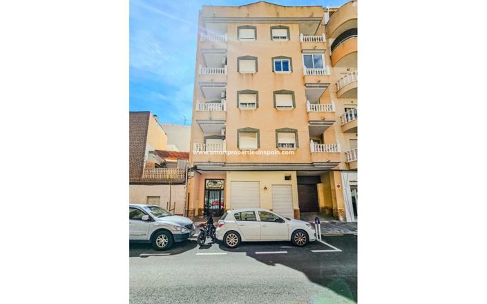 Image No.16-2 Bed Apartment for sale