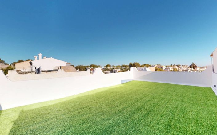 Image No.20-2 Bed Villa for sale