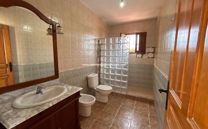 Image No.25-4 Bed Villa for sale