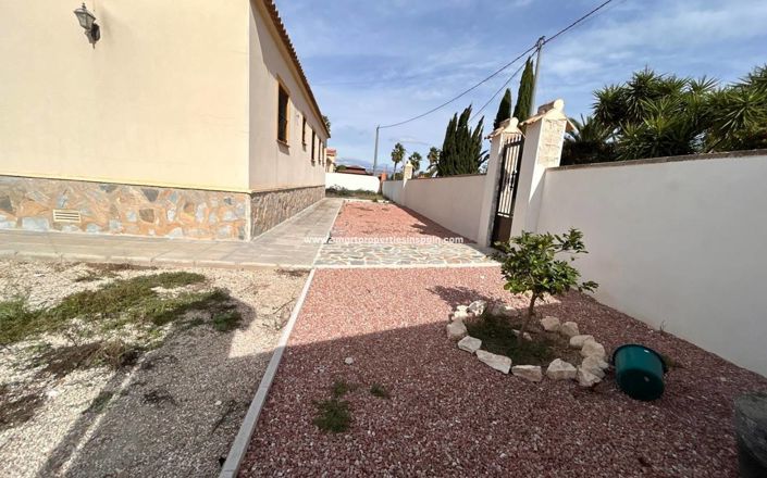 Image No.38-Villa de 4 chambres à vendre à Catral