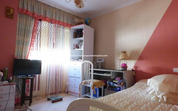 Image No.26-3 Bed Villa for sale