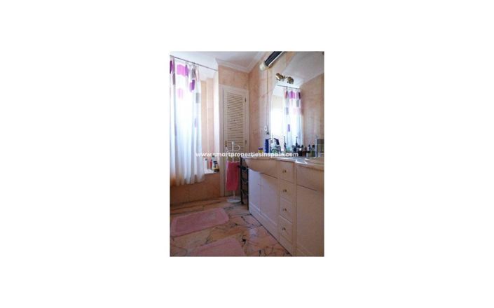 Image No.28-3 Bed Villa for sale