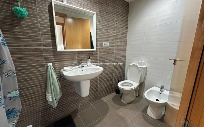 Image No.4-3 Bed Apartment for sale