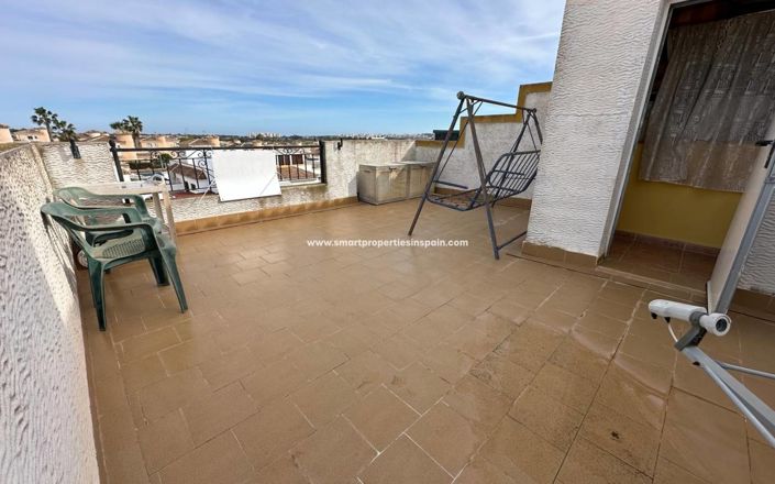 Image No.20-3 Bed Property for sale