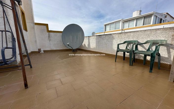 Image No.21-3 Bed Property for sale