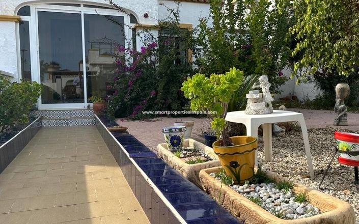 Image No.26-3 Bed Property for sale