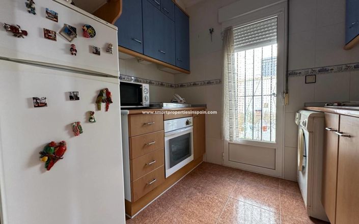 Image No.5-3 Bed Property for sale