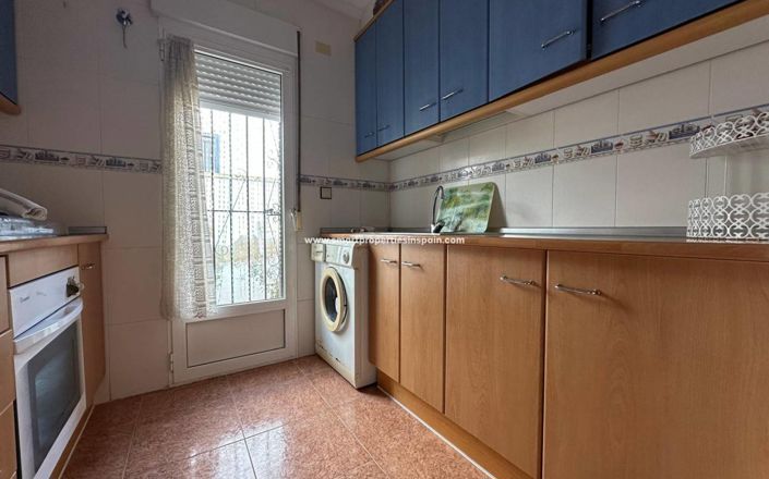 Image No.6-3 Bed Property for sale