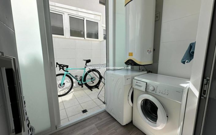 Image No.15-2 Bed Apartment for sale