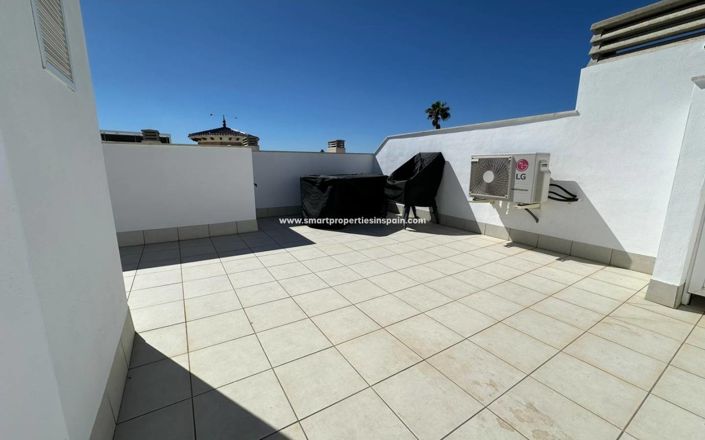 Image No.19-2 Bed Apartment for sale