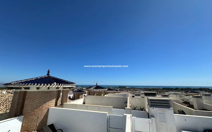 Image No.20-2 Bed Apartment for sale